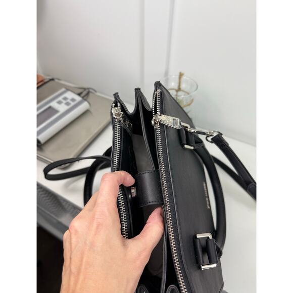 Beautiful NWTs Steve Madden Purse - Picture 8 of 13